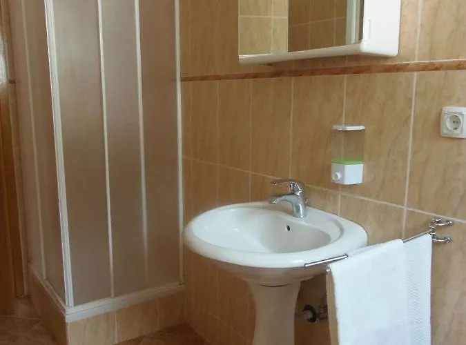 In With Sea View, Balcony, Air Conditioning, Wifi 4623-7 *