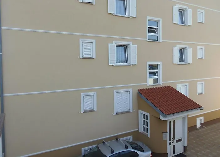 In With Sea View, Balcony, Air Conditioning, Wifi 4623-7 *