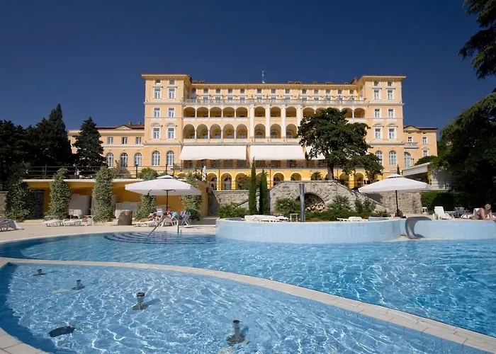 In With Sea View, Balcony, Air Conditioning, Wifi 4623-7 *